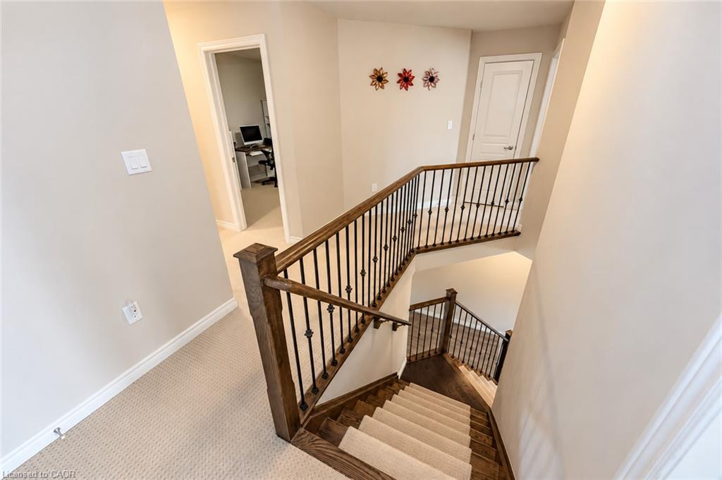 243 Greenwater Place Property Photo 15