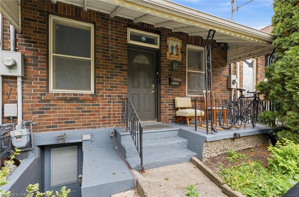 139 Euclid Avenue Property Photo 2