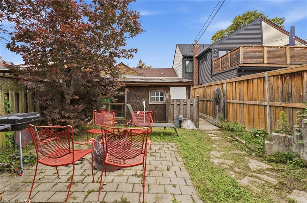 139 Euclid Avenue Property Photo 26