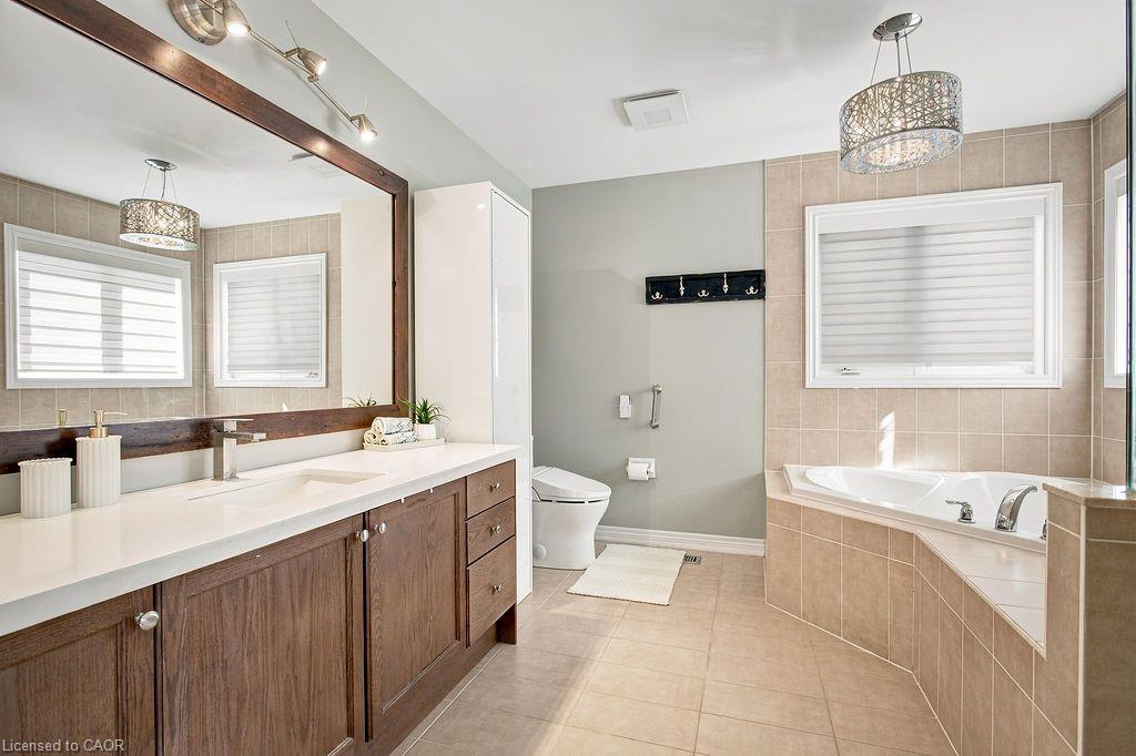 34 Humphrey Street Property Photo 37