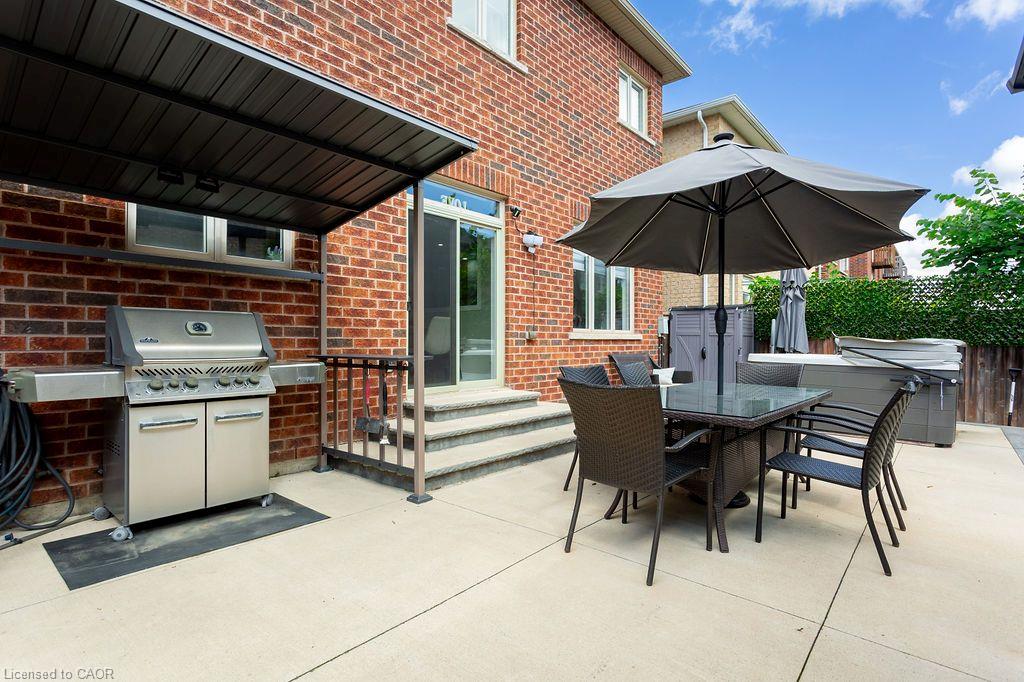 34 Humphrey Street Property Photo 45