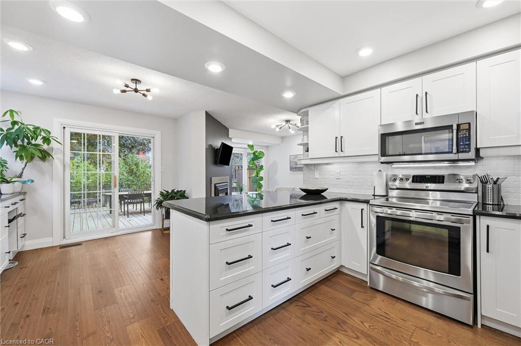 50 Edgewater Drive Property Photo 13