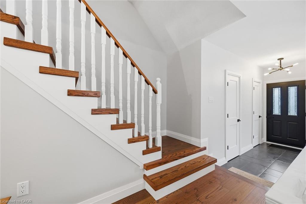 50 Edgewater Drive Property Photo 21