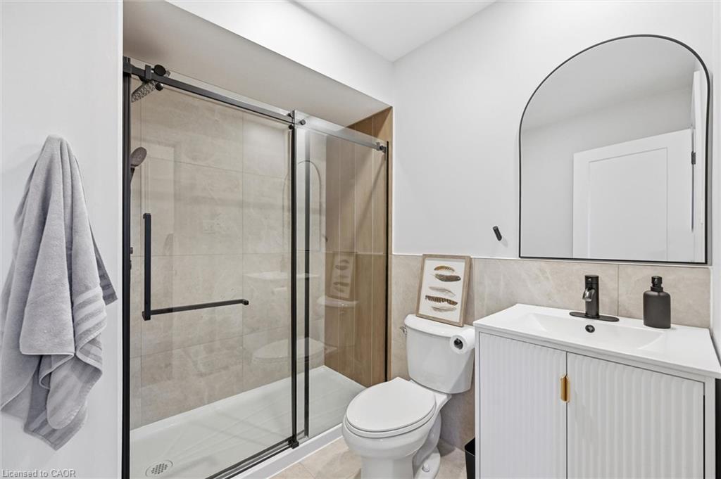 50 Edgewater Drive Property Photo 33