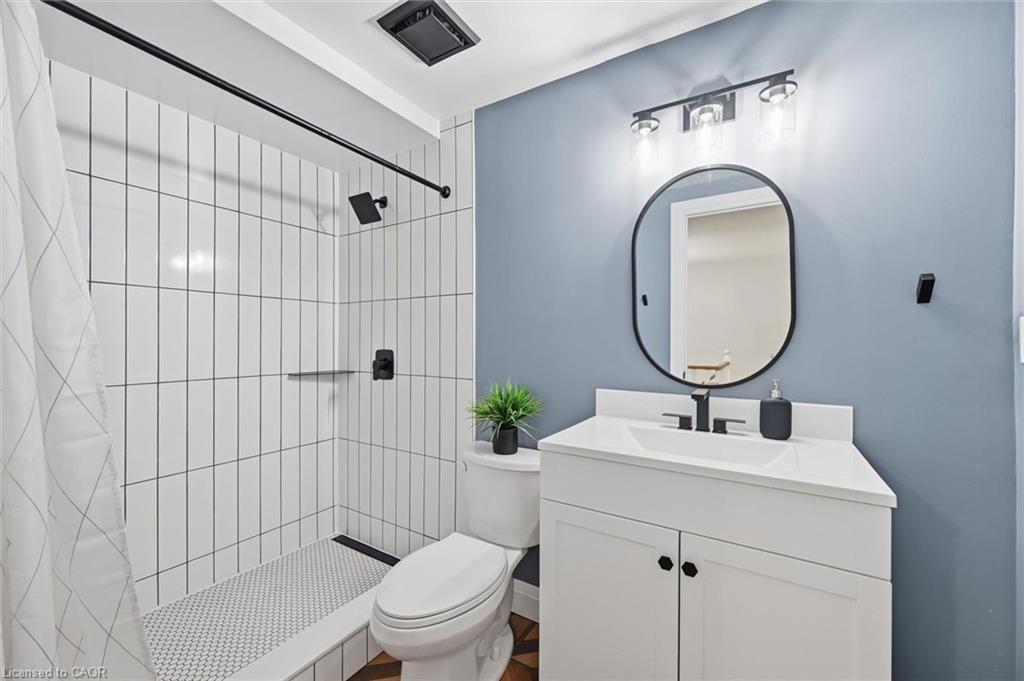 50 Edgewater Drive Property Photo 36