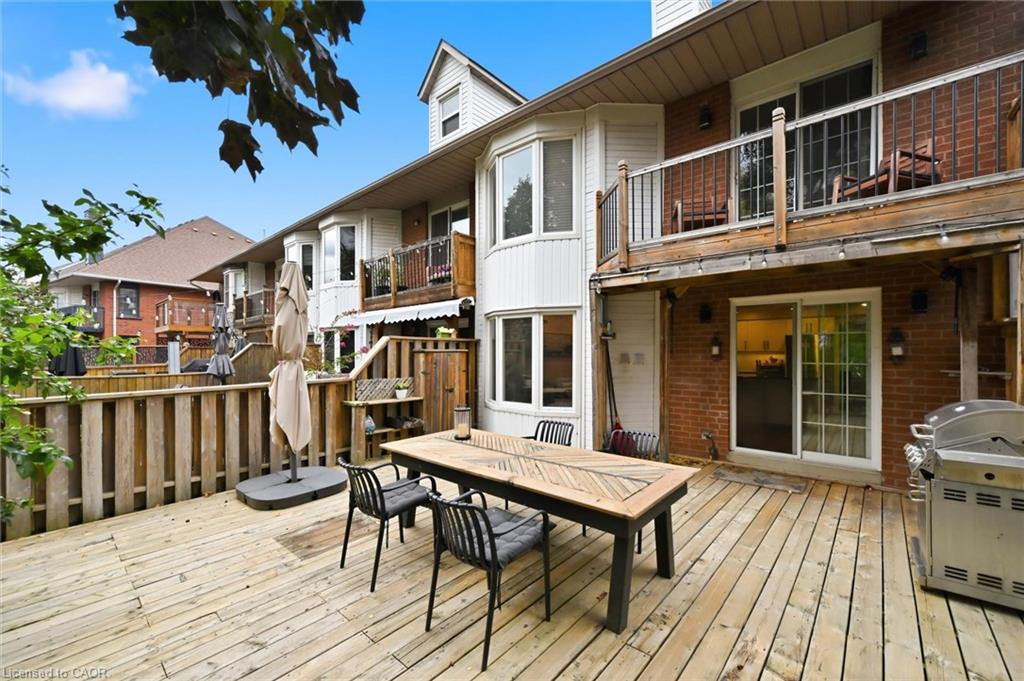 50 Edgewater Drive Property Photo 46