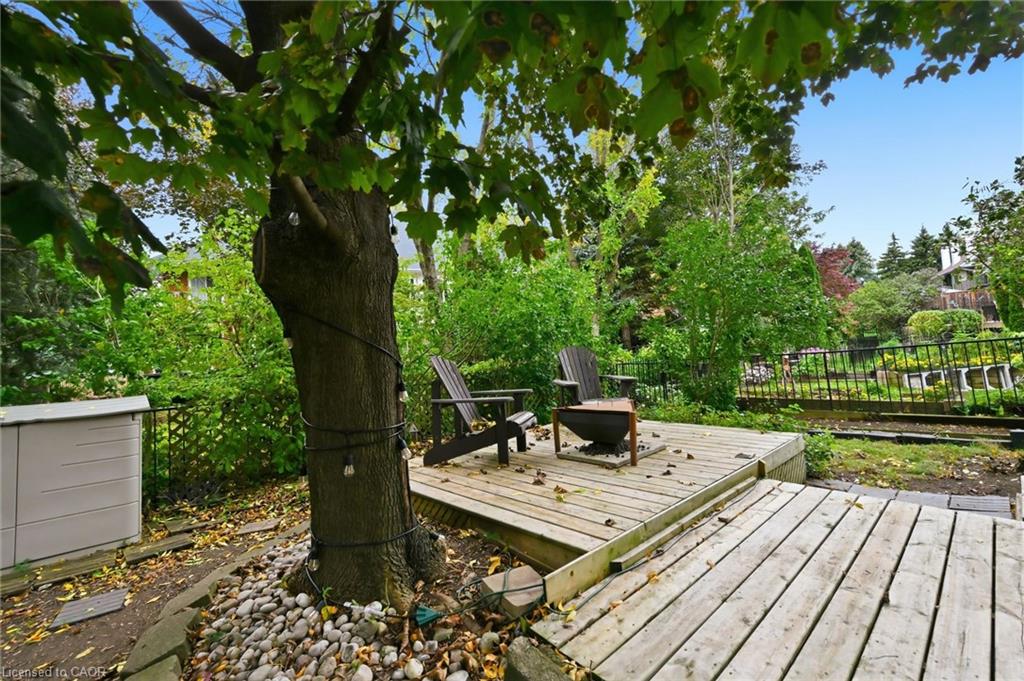 50 Edgewater Drive Property Photo 48
