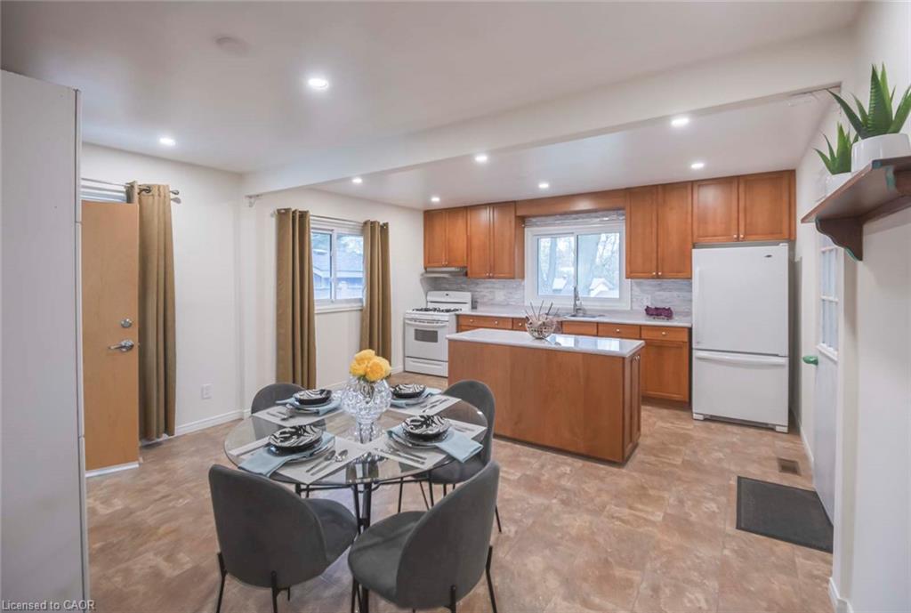 11 Duncairn Avenue Property Photo 6