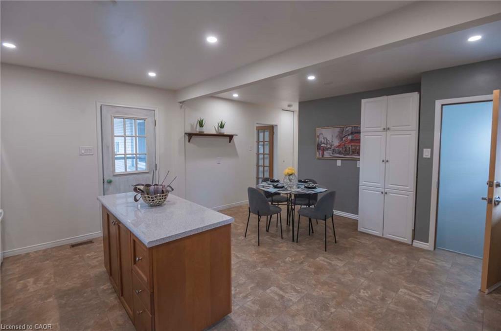 11 Duncairn Avenue Property Photo 8