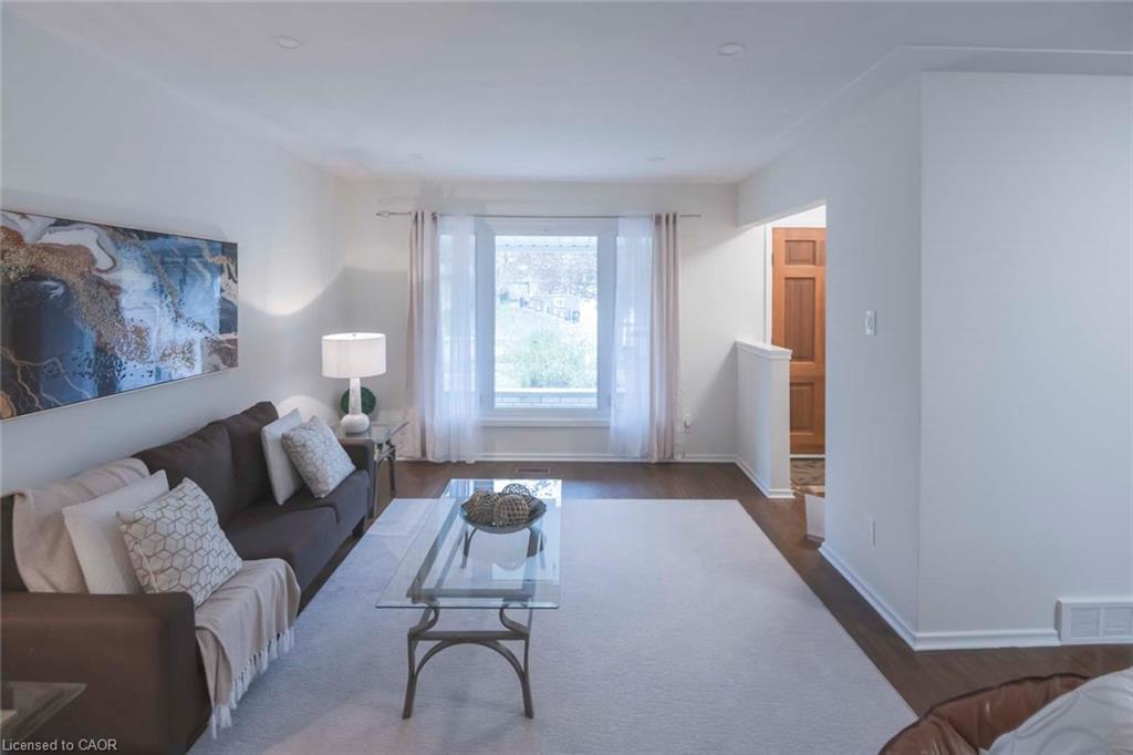 11 Duncairn Avenue Property Photo 14
