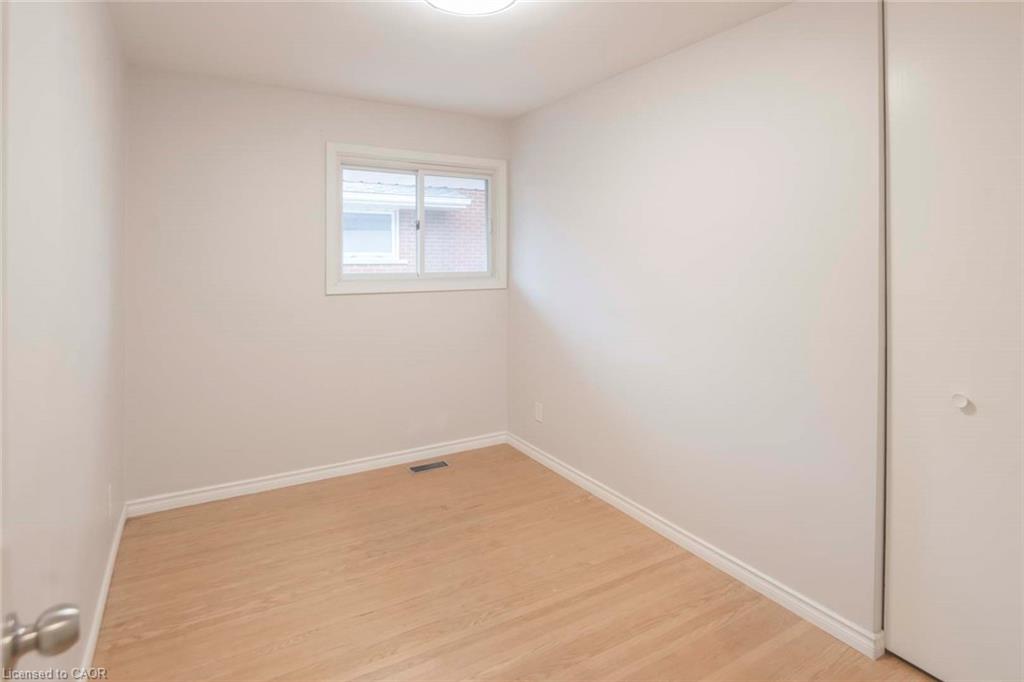 11 Duncairn Avenue Property Photo 17
