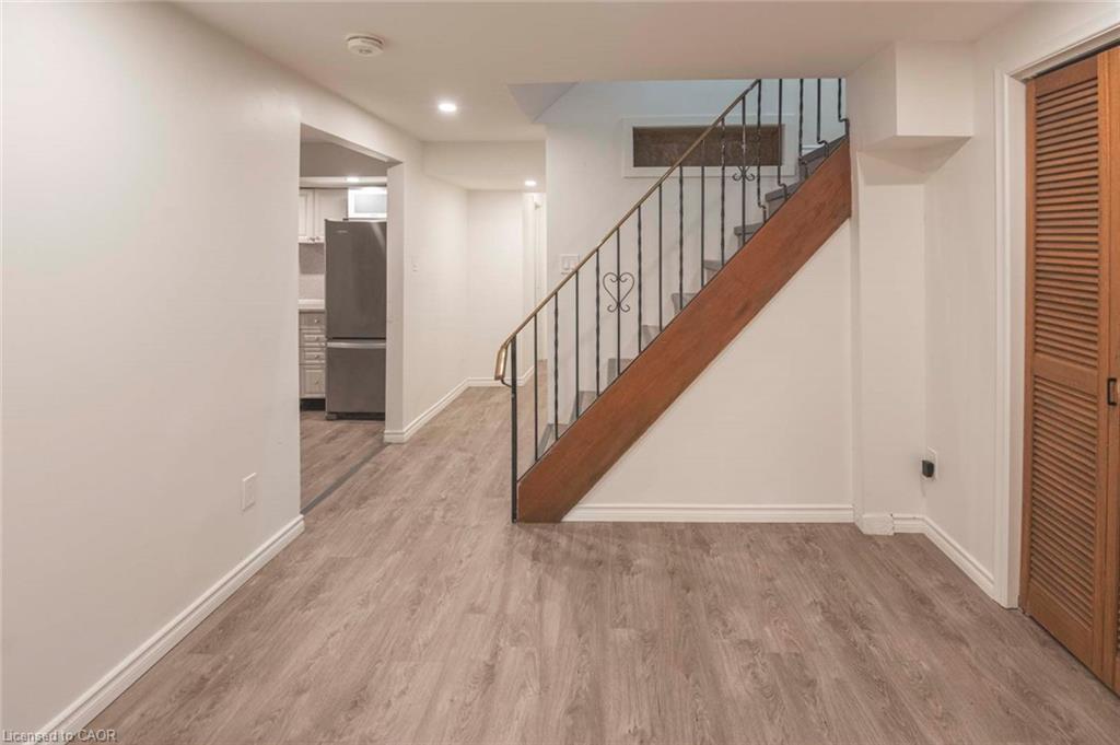 11 Duncairn Avenue Property Photo 29