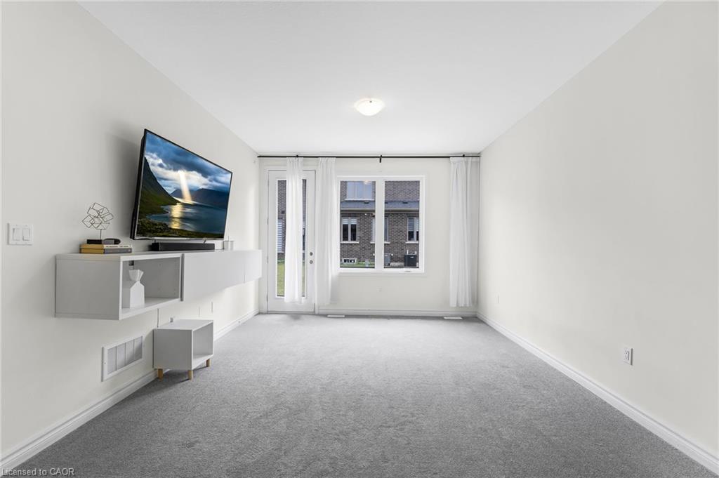 11 Harwood Street Property Photo 9