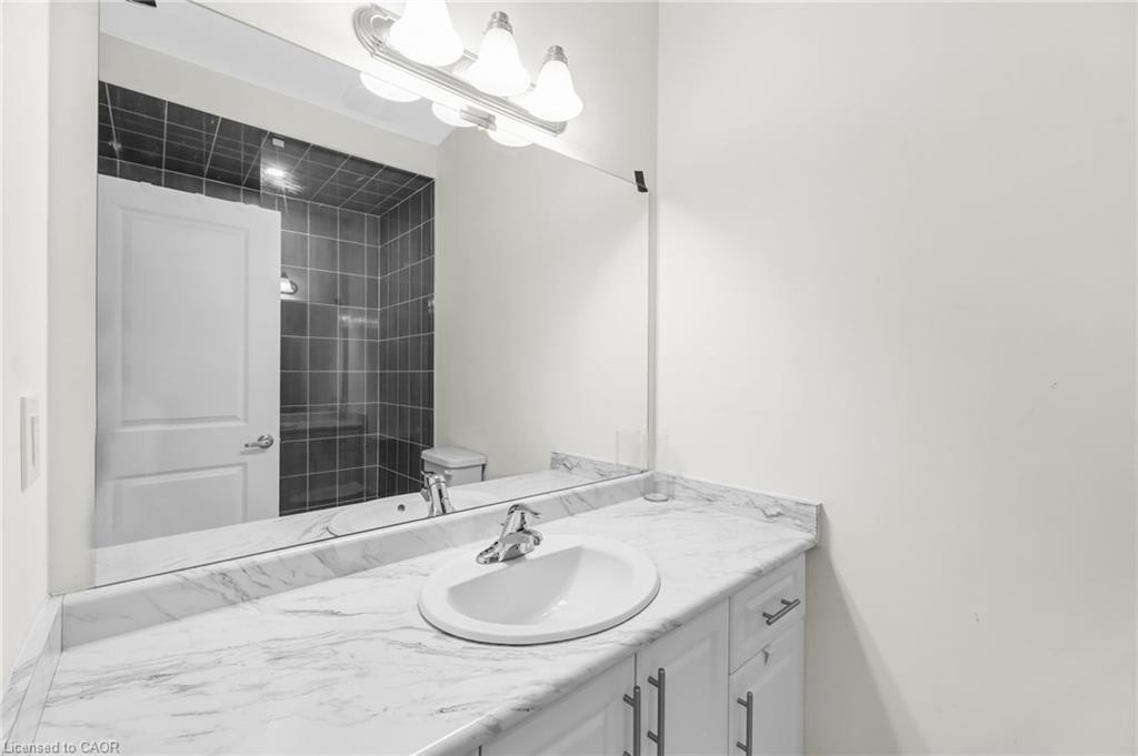 11 Harwood Street Property Photo 29