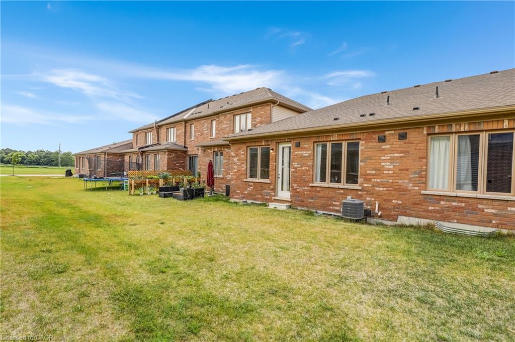 11 Harwood Street Property Photo 41