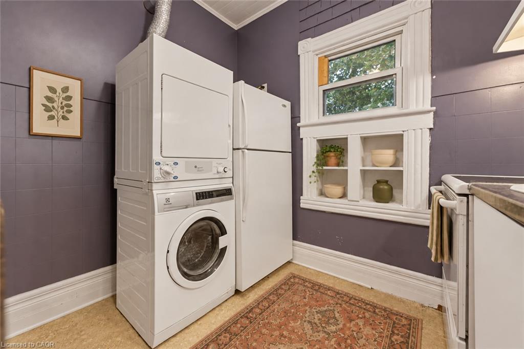 8 Tasker Street Property Photo 23