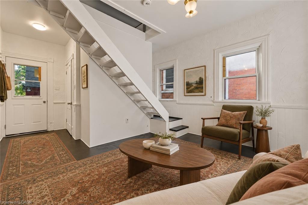 8 Tasker Street Property Photo 27