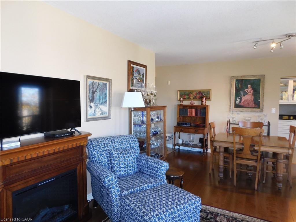311-56 Kerman Avenue Property Photo 8