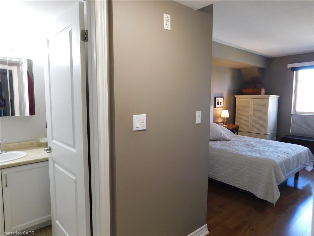 311-56 Kerman Avenue Property Photo 21