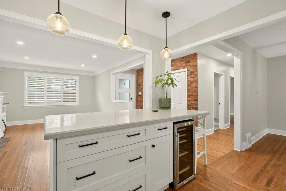 977 Long Drive Property Photo 12