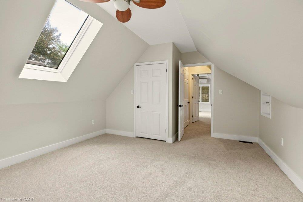 977 Long Drive Property Photo 20