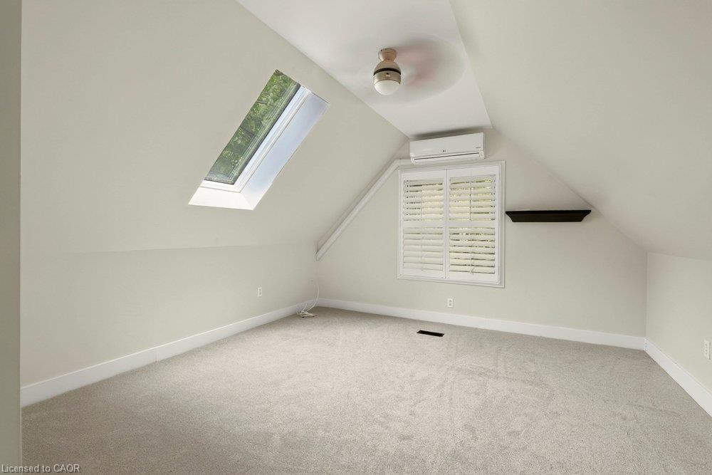 977 Long Drive Property Photo 21