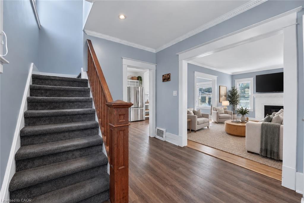 4648 Stanley Avenue Property Photo 4
