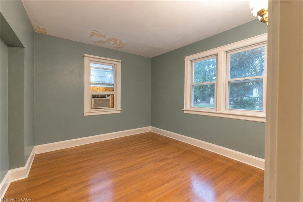 12 Merigold Street Property Photo 11