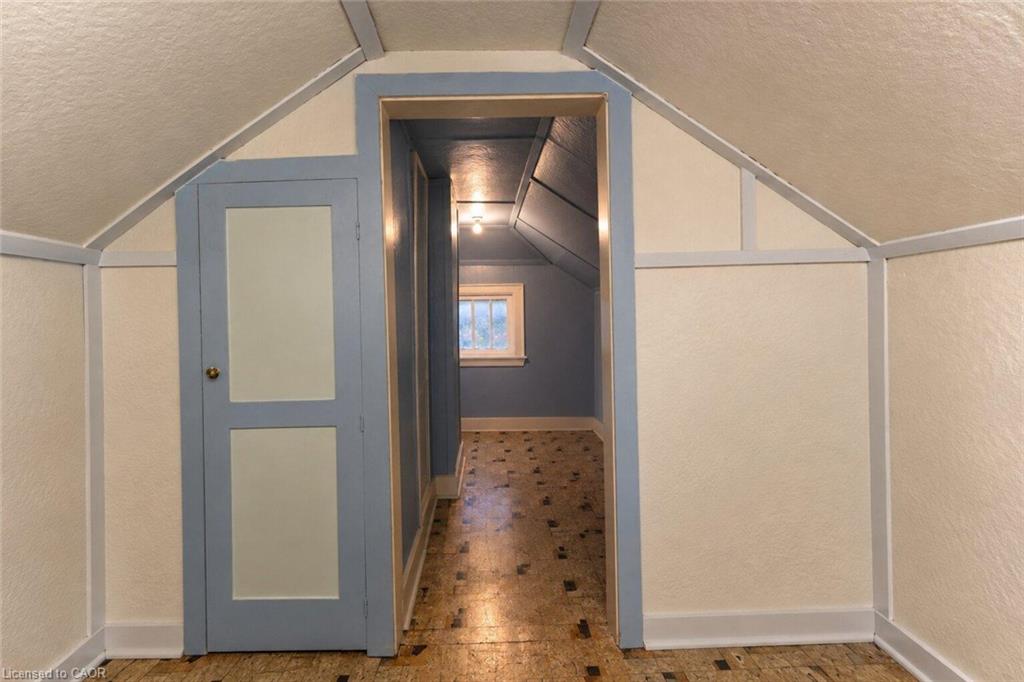 12 Merigold Street Property Photo 14