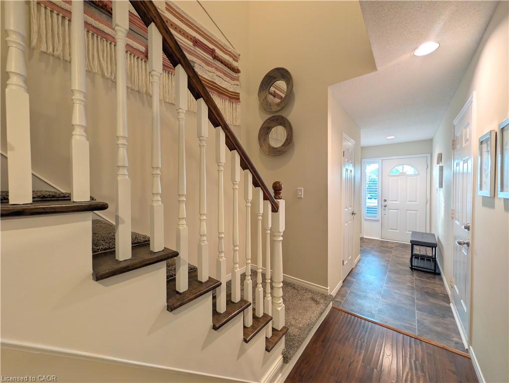 28-100 Vineberg Drive Property Photo 11