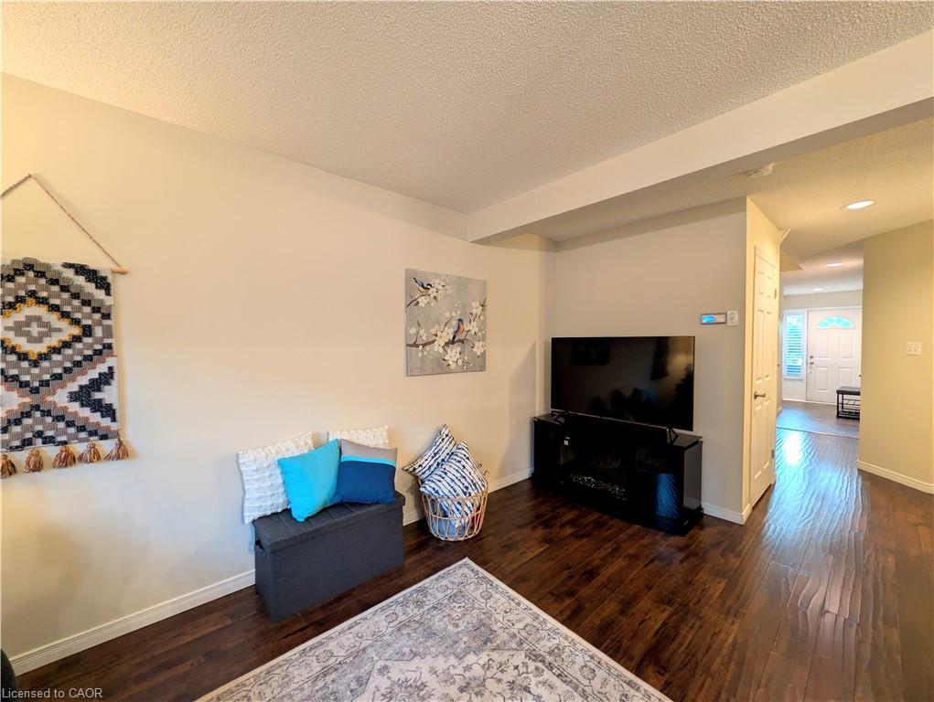 28-100 Vineberg Drive Property Photo 21