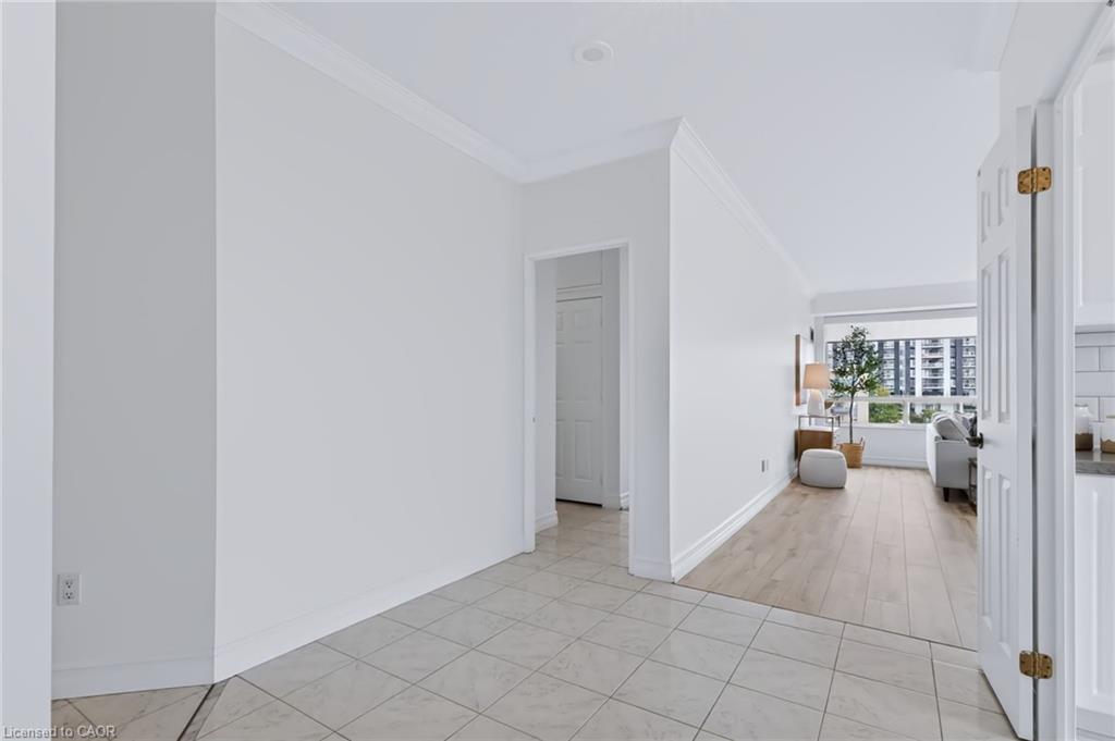 712-2511 Lakeshore Road W Property Photo 24