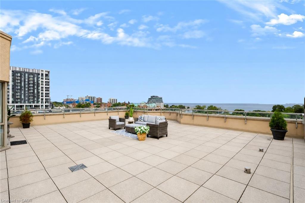 712-2511 Lakeshore Road W Property Photo 32