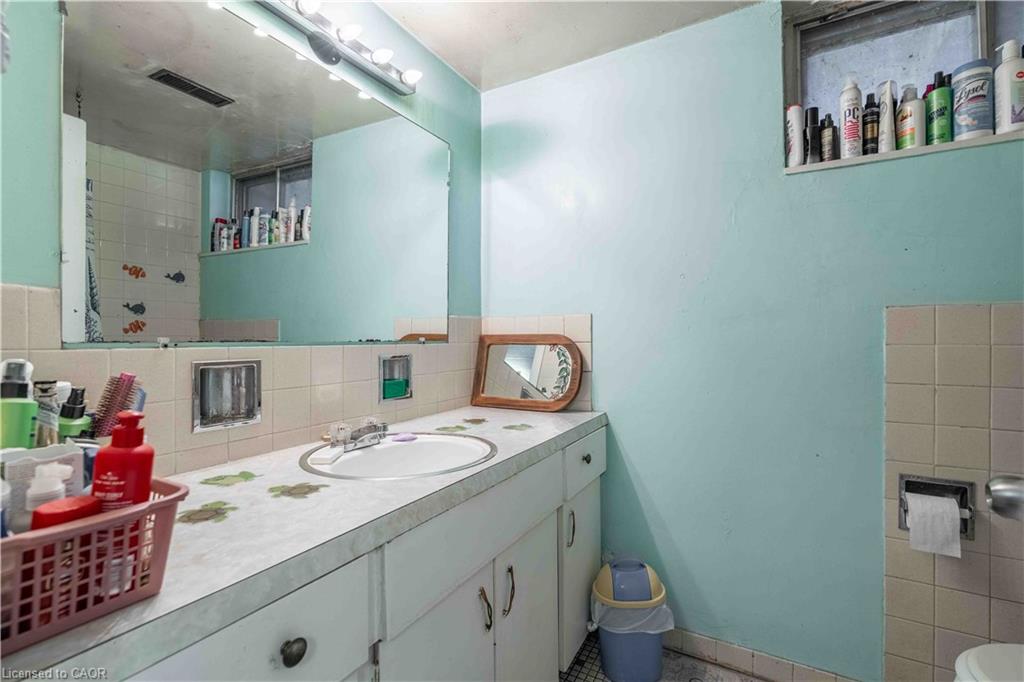 374 Upper Wentworth Street Property Photo 14