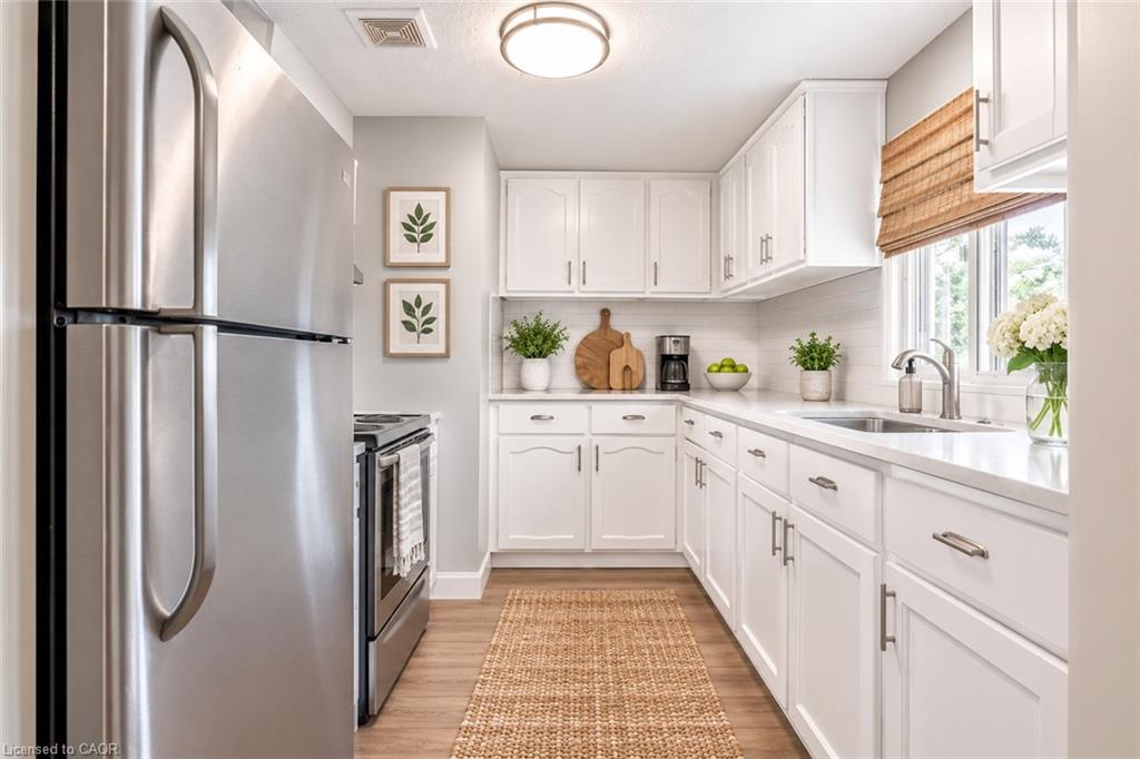 374 Upper Wentworth Street Property Photo 17