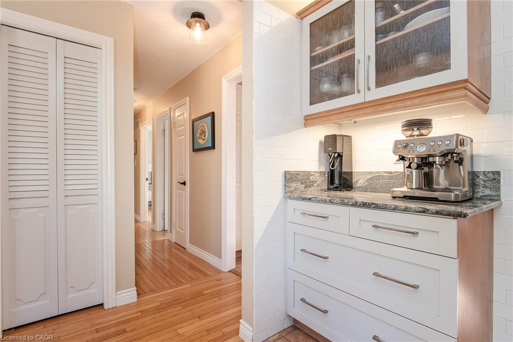 118 Wheatfield Crescent Property Photo 10