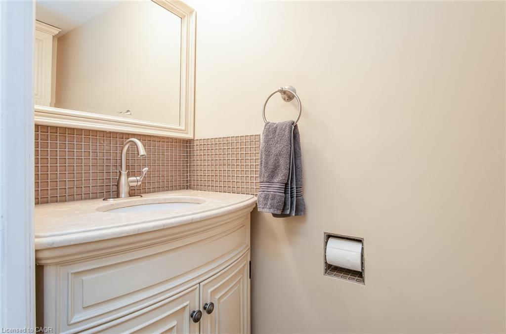 118 Wheatfield Crescent Property Photo 36