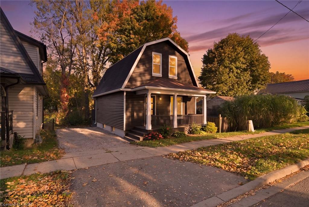 217 Queen Street N Property Photo 1
