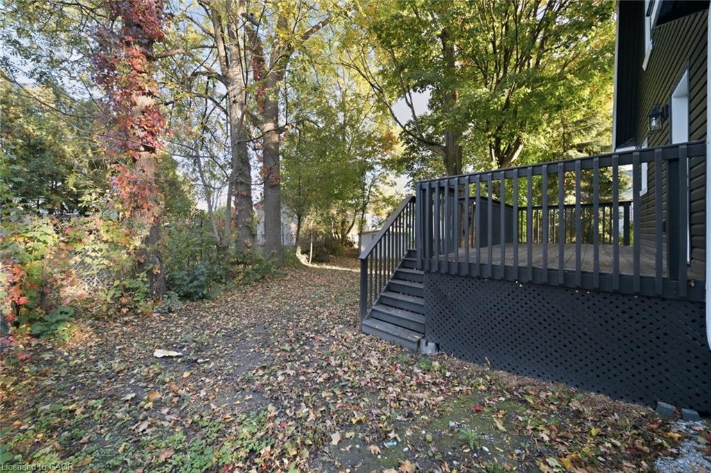 217 Queen Street N Property Photo 25