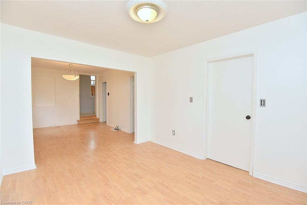 201 Strathearne Avenue Property Photo 6