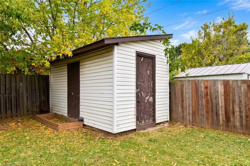 201 Strathearne Avenue Property Photo 28