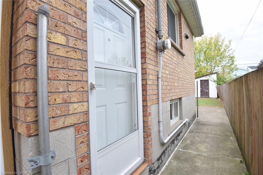 201 Strathearne Avenue Property Photo 30