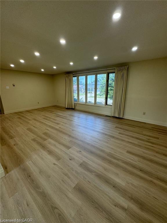 14 Briar Knoll Place Property Photo 8