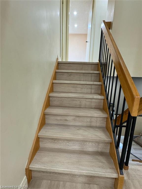 14 Briar Knoll Place Property Photo 9