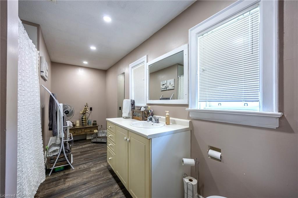 112 Talbot Road Property Photo 33