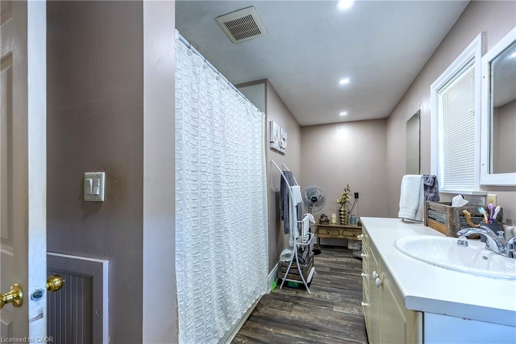 112 Talbot Road Property Photo 34