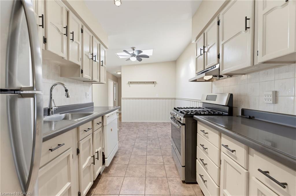 34 Fielding Crescent Property Photo 13