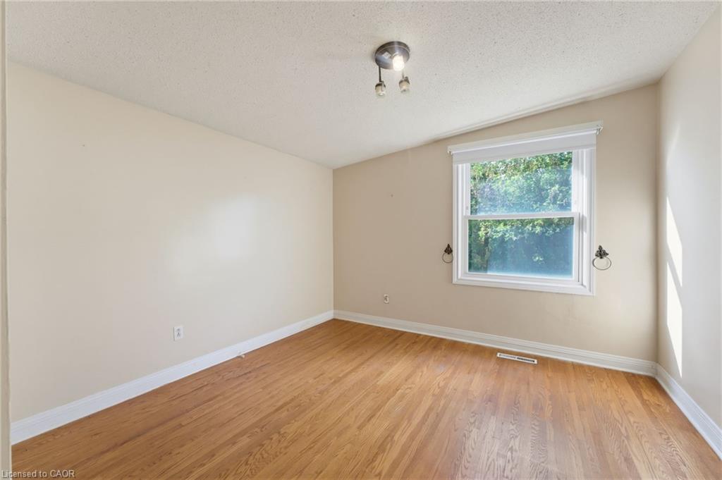 34 Fielding Crescent Property Photo 17