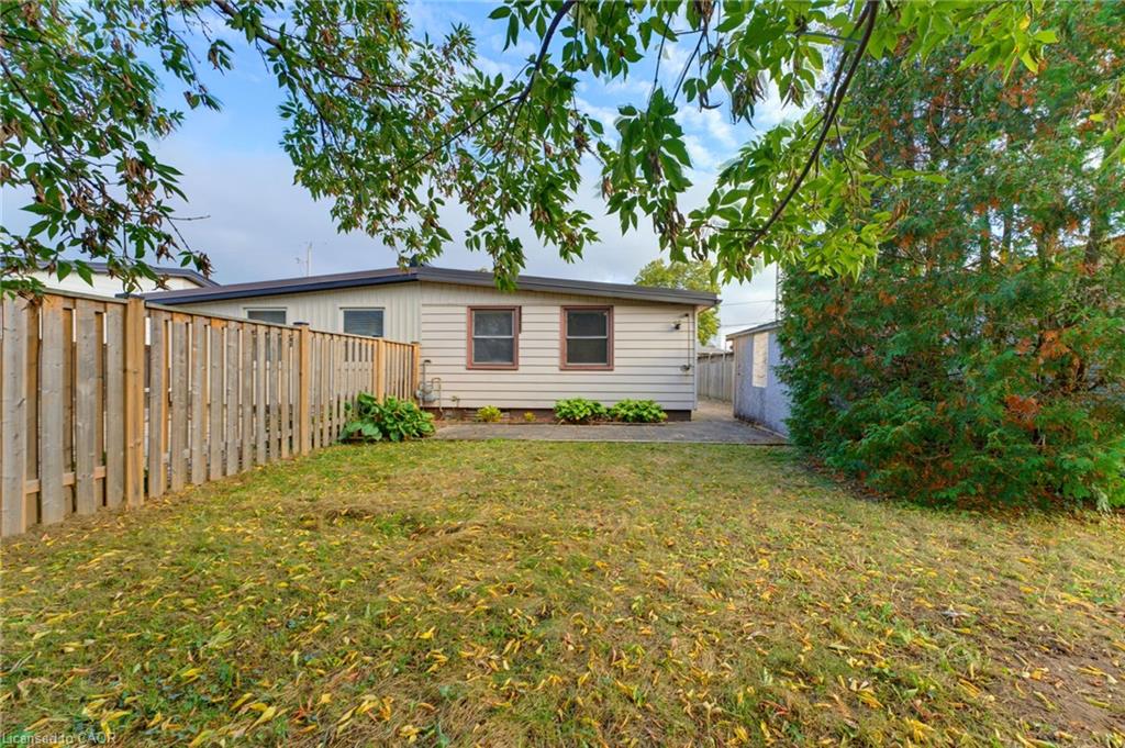 34 Fielding Crescent Property Photo 33