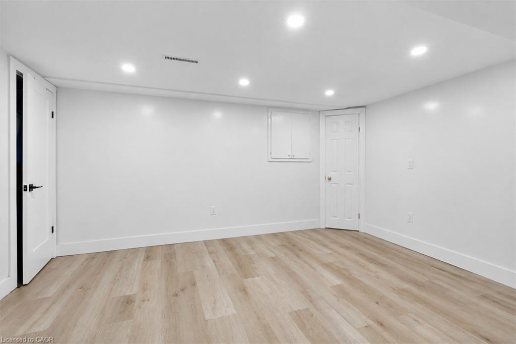 37 Lilacside Drive Property Photo 23